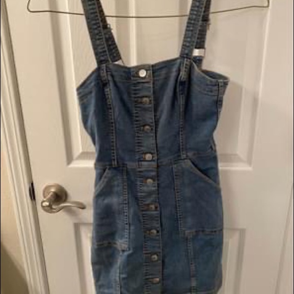 Never worn
